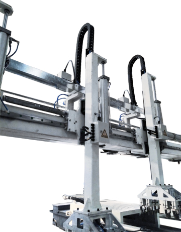 The Adaptive truss manipulator