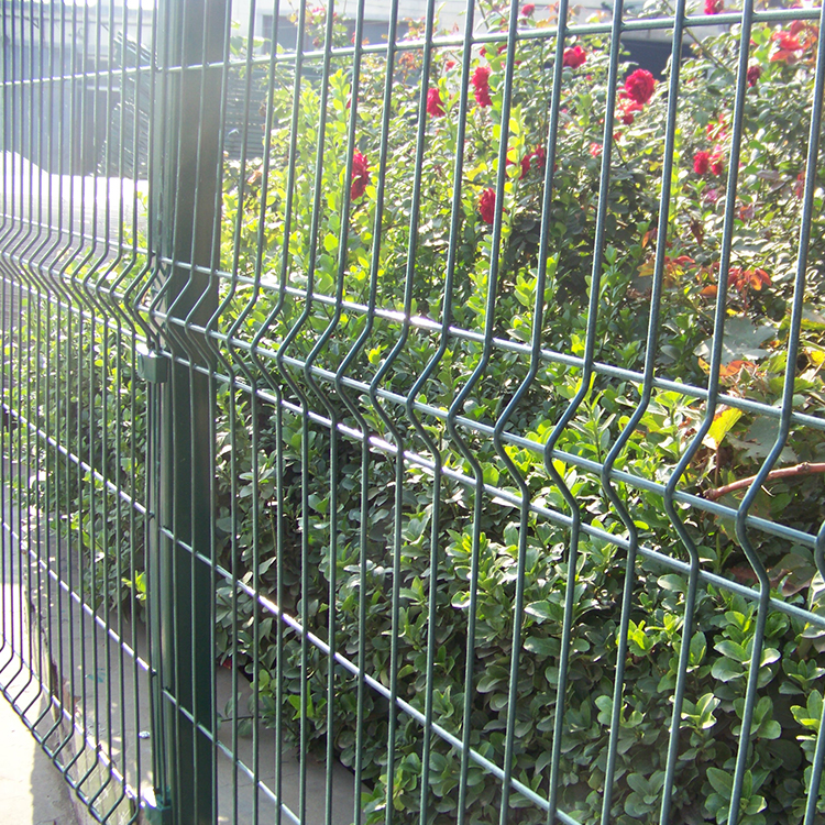 Galvanized Triangle Welded Wire Fence for Home Garden