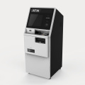 Lobby ATM para a caixa de banco dispensando com a varredura de código QR