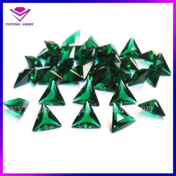 China Cheap Lab Created Triangle Cut Synthetic Green Glass Stone