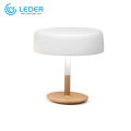 Białe lampy stołowe LEDER do sypialni