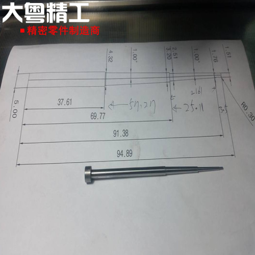 SKD61素材の精密コアピン加工