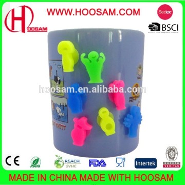 China cheap silicone wine bottle hang tags