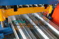 Venda quente Deck Floor Roll Forming Machine