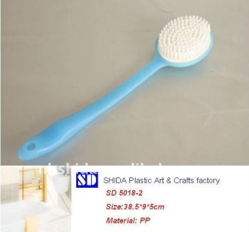 plastic bath brush