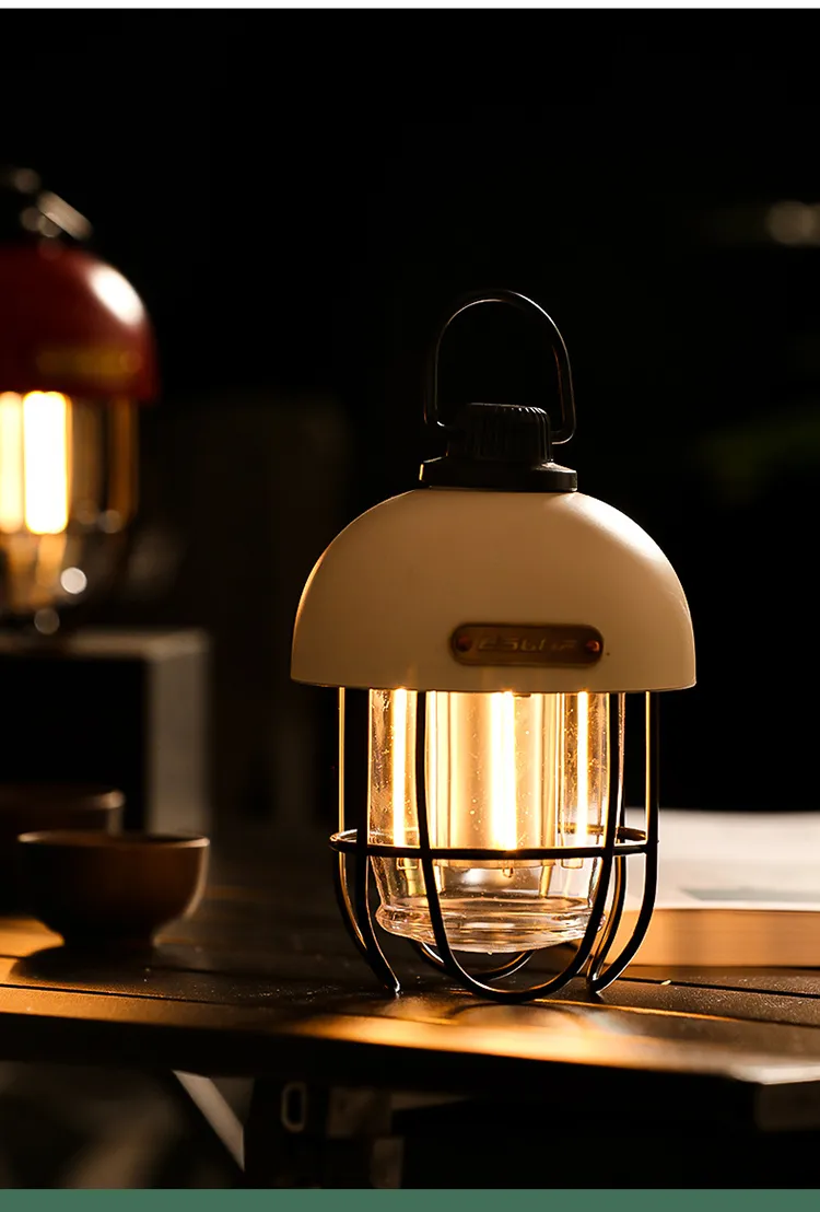 Retro LED Solar Camp Light with Built-in 18650 Battery