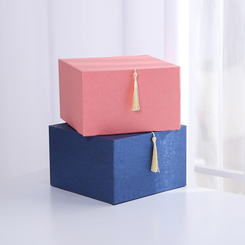 Tassel Dongguan Cardboard Paper Gift Pappagaging Box Flower