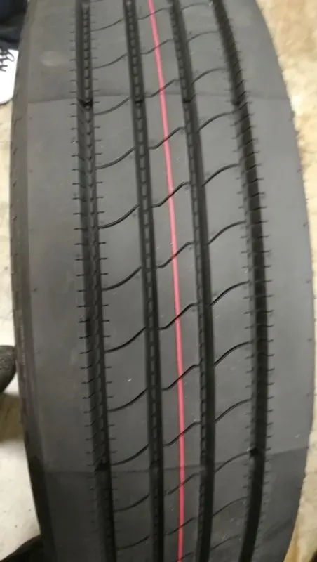 High Quality China Truck Tyre Greforce Tube Tyre (700R16 750R16 900R20 1000R20 1100R20 1200R20 1200R24) Well Tested in Southeast Asian Market