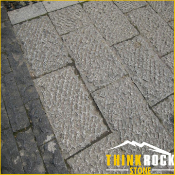 Natural/ Bushhammered/ Chiselled Limestone Paving Stone
