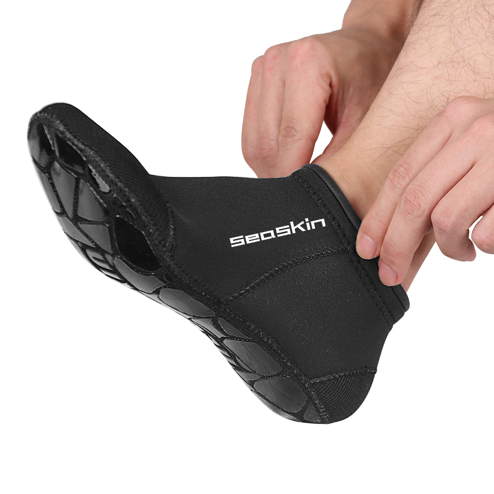 Peúgas curtas de neoprene Seaskin com sola de borracha de impressão