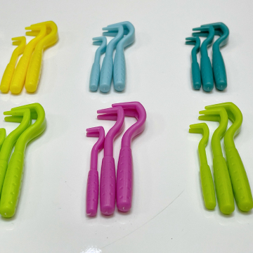 Tick and Lice Removal Tools: Trap Hooks and Clips