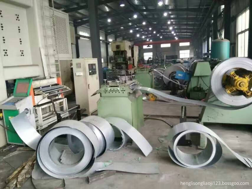 Metal Straightener Machine