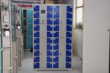 electronic mobile phone free charging locker