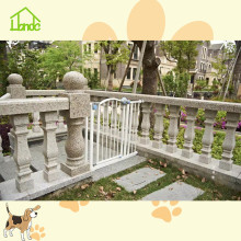 Retractable outdoor child safety gate