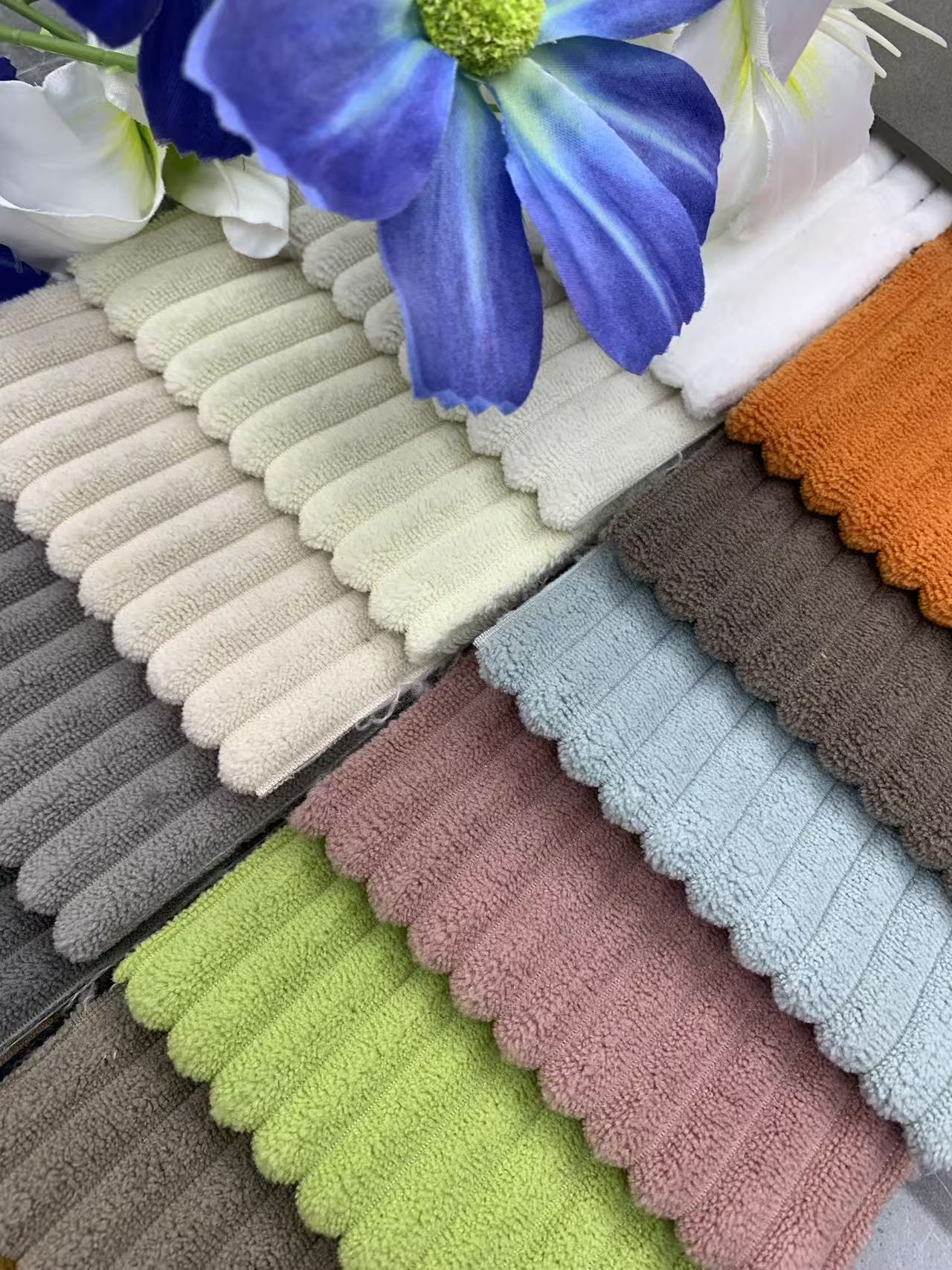 সোফা জন্য নরম কর্ডুরয় ফ্যাব্রিক Soft Corduroy Fabric for Sofa