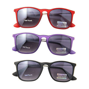 Newly arrived fashionable sunglasses, styles for unisex