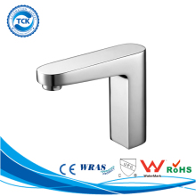 Capacity sensing activation brass bathroom faucet