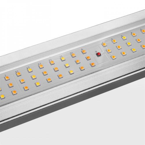 Luce a barra LED rosso intenso a spettro completo 660nm