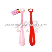 Plastic shoe horn with long size for shoe care