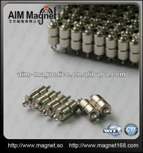 Sintered stable performance eyebolt clamping magnet