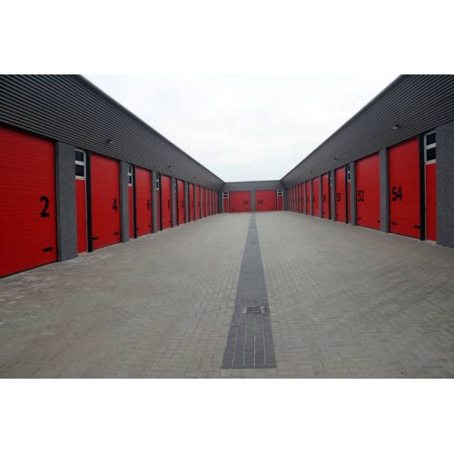 Industrial overhead sectional door