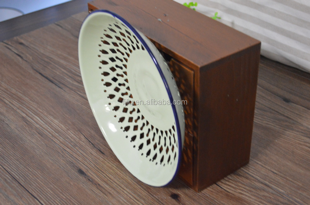 Retro Enamel Colander Kitchen Basket And Vegetable Strainer