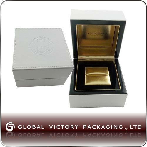 2013 shenzhen white leather handmade ring case in china