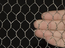Hexagonal wire mesh netting chicken wire netting mesh fence