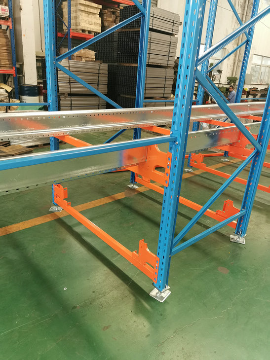 Radio Shuttle Racking