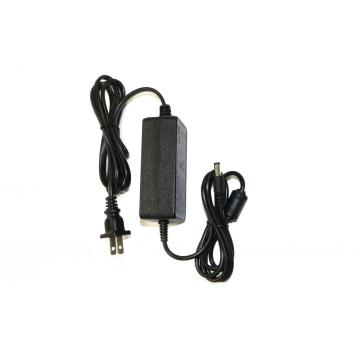 All-in-one 16.8V 8amp charger daya baterai laptop eksternal