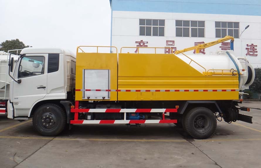 combination vacuum jetting truck 1