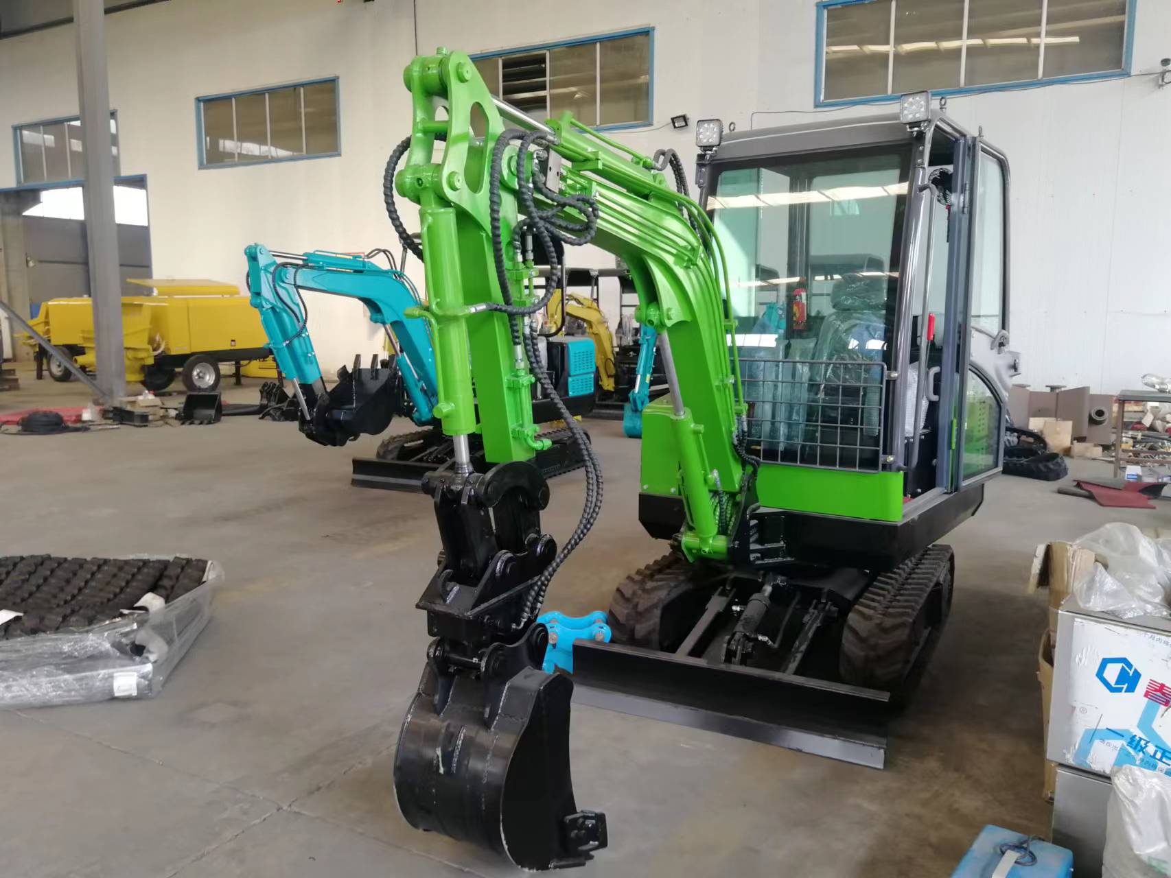 2tons small excavator (8)