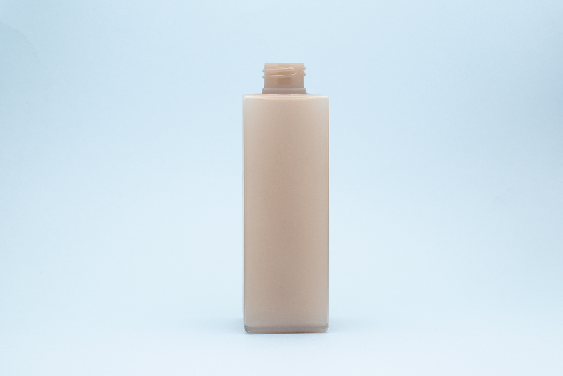 زجاجة PETG مربعة باللون الرمادي غير اللامع سعة 200 مل مع رقبة 24/410 200ml Matte Grey Square PETG Bottle with 24/410 Neck