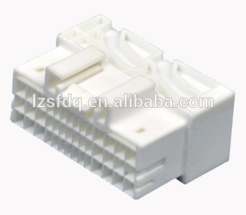 Auto Connector Wiring Harness Electrical Plastic Housing 31420766 CONNECTOR