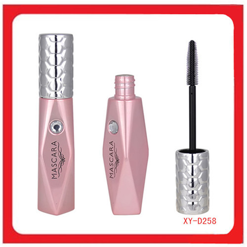 Diamond Pink Mascara Tube