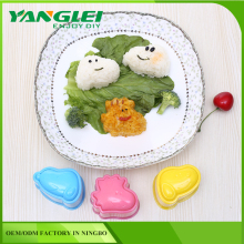 plastic snoopy rice mold