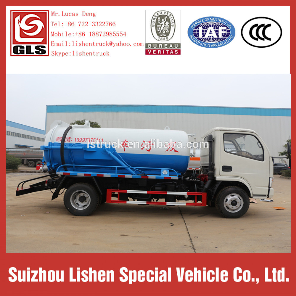 Dongfeng Seadage Suction Tucher Truck 5 M3