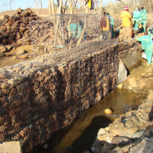 Hot Dipped Galvanized Hexagonal Wire Mesh Gabion Boxes