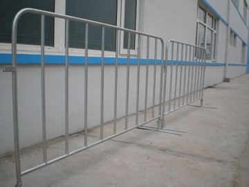 cheap price Galvanized crowd control barrier, Crowd Control Barrier And Secutiry Crowd Barrier