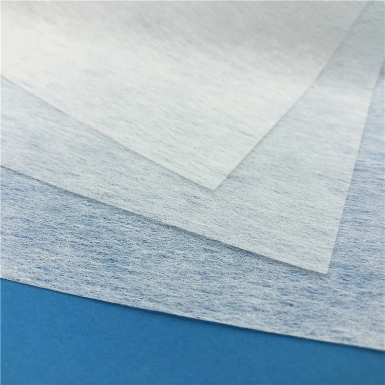 Doublure non tissée LDPE sans tissage de gros sans tissage pour chemise 100polyester Tissu non tissé