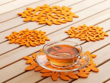 Felt coaster for table decoration