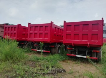 Used 6x4 LHD 375HP Dump Truck