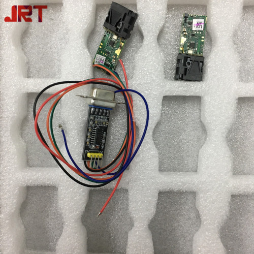 Module de télémétrie laser avec instrument de mesure à port série