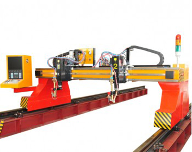 القطع المعدنية البلازما CNC Gantry