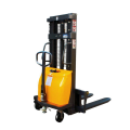 Pallet truck for moving good with high quality