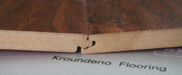 Kroundeno 12 Mm Hand Scraped Laminate Flooring , Waterproof Laminated Floors