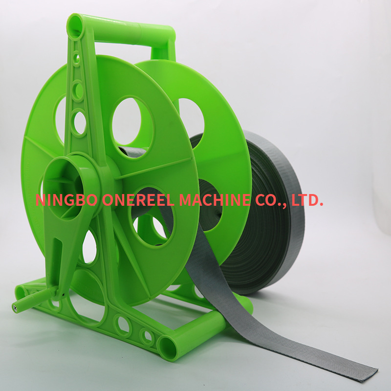 Plastic Mobile Webbing Reel (2) Plastic Mobile Webbing Reel (2)