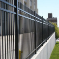 Nhà máy trực tiếp thiết kế tùy chỉnh Hàng rào sắt rèn