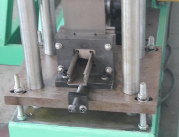 Light duty warehouse pillar roll forming machine