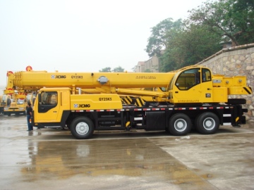 XCMG QY25K5,25ton hydraulic truck crane